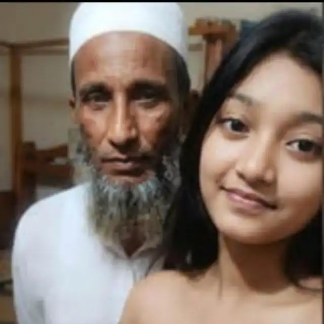 ছাত্রীর সঙ্গে অনৈতিক ভিডিও ভাইরাল অফিস সহকারী শিক্ষক
